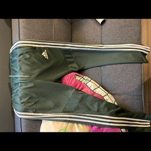 Men adidas pants size S